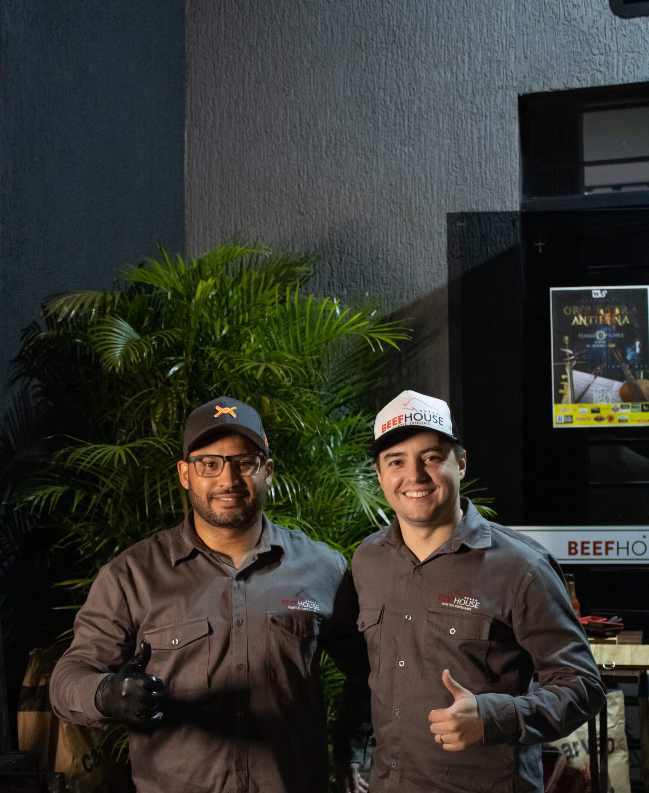 PESSOAS (33)